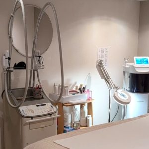 Chèque-Cadeau De 70 Ou 100 € Valable Pour Tous Les Services Yvelines OohN.com Special Offers, Deals & Discounts in France
