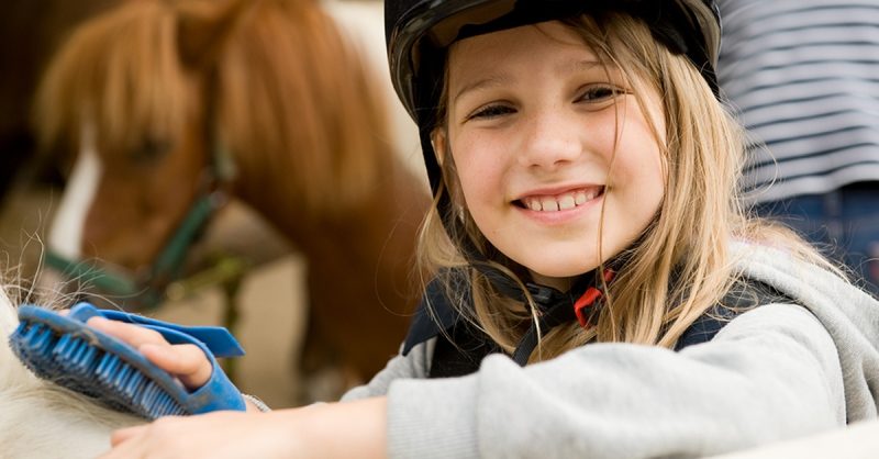 Balade En Poney Dès 11,90e Essonne OohN.com Special Offers, Deals & Discounts in France