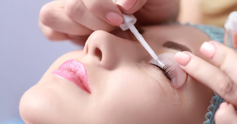 Beauté Des Cils Ou Sourcils Avec Beauty Jess Paris OohN.com Special Offers, Deals & Discounts in France