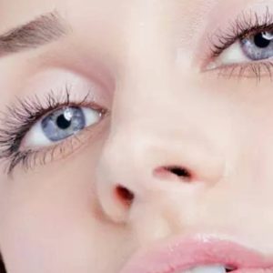 Forfait Coiffure Et Un Coffret Avec Parfum, Soins Et Maquillage Paris OohN.com Special Offers, Deals & Discounts in France 3