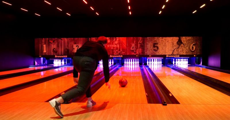 Bowling Entre Amis Lyon OohN.com Special Offers, Deals & Discounts in France