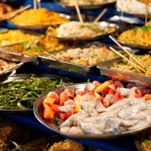 Buffet À Volonté & Cocktail : Un Festin Aux Mille Saveurs À Martigues Aix-en-Provence OohN.com Special Offers, Deals & Discounts in France