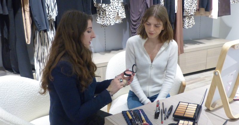 Cours Dauto Maquillage De 1h30 Pour 1 P. Ou 2h Pour 2 P. Strasbourg-Sud OohN.com Special Offers, Deals & Discounts in France
