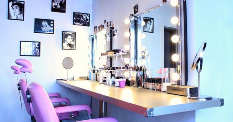 Cours De Maquillage Pour 1 Ou 2 Personnes Paris OohN.com Special Offers, Deals & Discounts in France 3