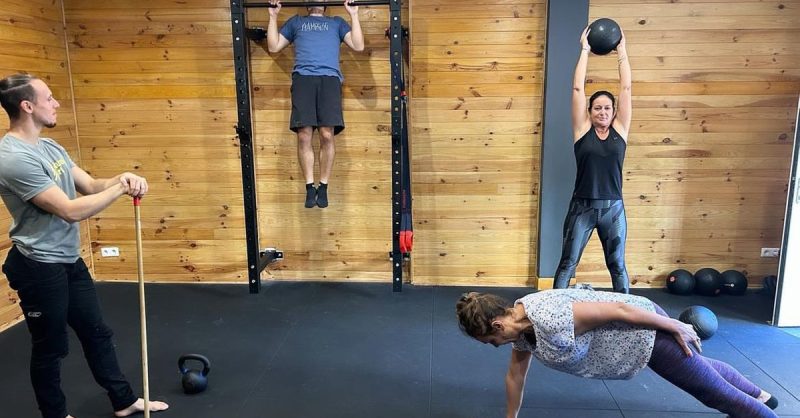 Cours De Pilates, Néo Yoga, Abdos, Functional, Cross Training Ou Hiit Marseille OohN.com Special Offers, Deals & Discounts in France 2