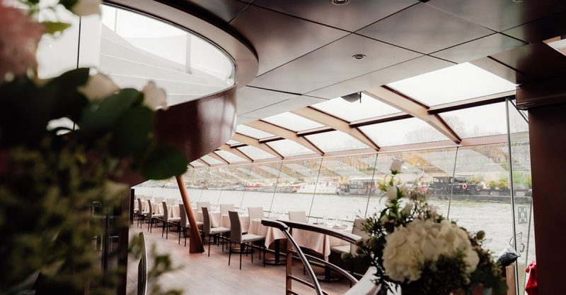 Déjeuner Ou Dîner Croisière Avec Bateaux Mouches La Défense – Nanterre OohN.com Special Offers, Deals & Discounts in France 3