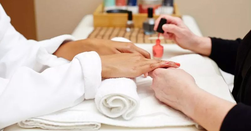 Des Mains Et Des Pieds Chouchoutés Avec Ms Beauté Et Spa Indien Paris OohN.com Special Offers, Deals & Discounts in France