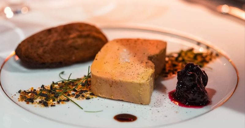 Dîner Croisière Avec Chanteuse Avec Maxims Sur Seine Paris OohN.com Special Offers, Deals & Discounts in France 2