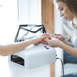 Élégance Au Bout Des Doigts : Des Mains Et Pieds Sublimés Paris OohN.com Special Offers, Deals & Discounts in France