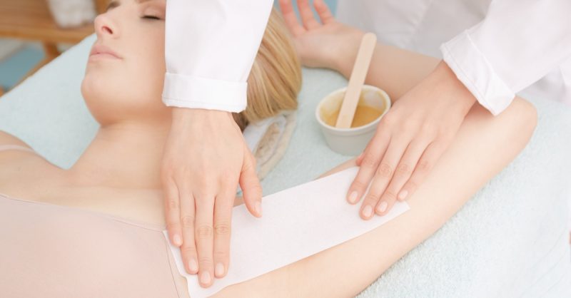 Épilation À La Cire Pour Une Peau Soyeuse Avec Sonia Beauty Paris OohN.com Special Offers, Deals & Discounts in France