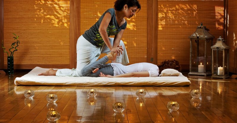 Évasion Relaxante Avec Modelage Thaïlandais À Lhuile Ou Détox De 1h Ou 1h30 (Jusquà 55 % De Réduct Lyon OohN.com Special Offers, Deals & Discounts in France
