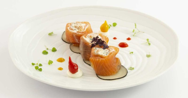 Éveil Des Sens Au Château De Périgny Avec Un Menu Dégustation Raffiné Poitiers OohN.com Special Offers, Deals & Discounts in France 3