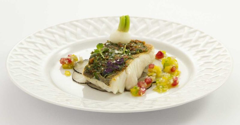 Éveil Des Sens Au Château De Périgny Avec Un Menu Dégustation Raffiné Poitiers OohN.com Special Offers, Deals & Discounts in France