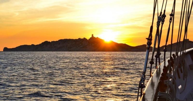 Excursion Et Balade En Bateau Marseille Calanques Marseille OohN.com Special Offers, Deals & Discounts in France 3