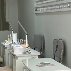 Forfait Beauté Des Mains Et/Ou Des Pieds Au Choix Avec Nails Bar Y Dijon – Beaune OohN.com Special Offers, Deals & Discounts in France