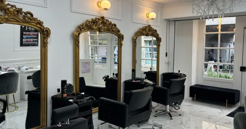 Forfait Coupe, Avec Couleur Ou Balayage En Options, Au Salon Ma Pause Beauté (Jusqu(À 55% De Réducti Paris OohN.com Special Offers, Deals & Discounts in France