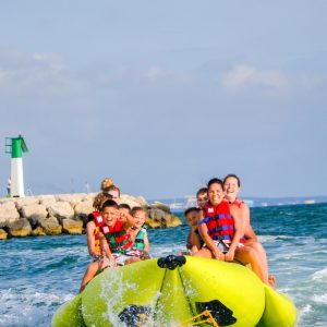 Fun Garanti Sur L’Eau : Session De Bouée Tractée En Duo Ou Groupe Aix-en-Provence OohN.com Special Offers, Deals & Discounts in France