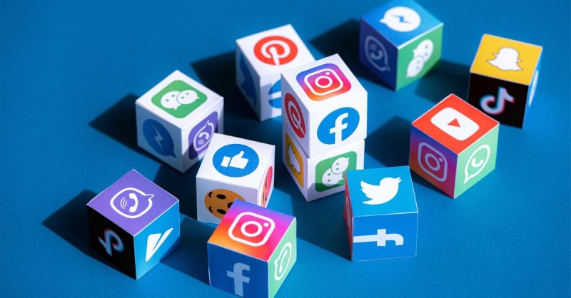 Gestion Des Réseaux Sociaux Avec Danslabox.Com National Deal OohN.com Special Offers, Deals & Discounts in France 3