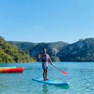Gorges du Verdon : Location de Stand-up Paddle at Activités nautiques dans les Gorges du Verdon, Nice, France OohN.com Special Offers, Deals & Discounts in France