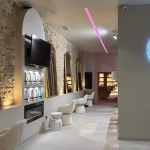 Head Spa Au Choix Avec Brushing Et Soin Du Visage À Hair Spa Lyon Lyon OohN.com Special Offers, Deals & Discounts in France