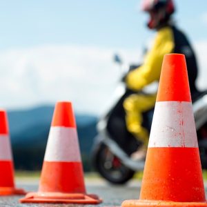 Jusquà 0% De Remise Sur Conduite / Formation À La Conduite – Moto Chez Zone Permis Antibes – Cannes OohN.com Special Offers, Deals & Discounts in France