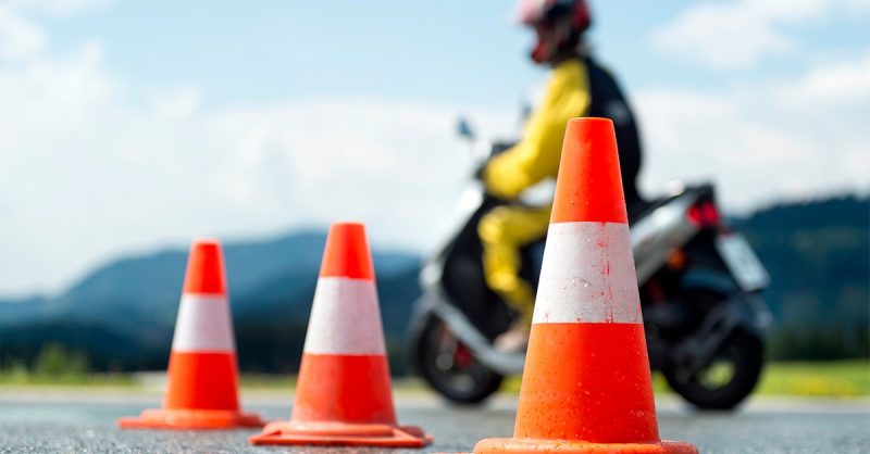 Jusquà 0% De Remise Sur Conduite / Formation À La Conduite – Moto Chez Zone Permis Antibes – Cannes OohN.com Special Offers, Deals & Discounts in France