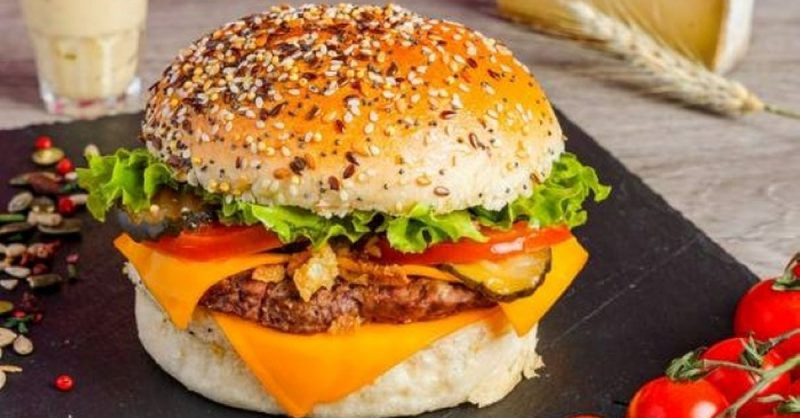Jusquà 23% De Remise Sur Hamburgers Chez Lucky Days Montpellier Montpellier OohN.com Special Offers, Deals & Discounts in France 3