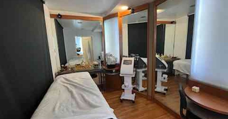Jusquà 39% De Remise Sur Massage – Parties Du Corps Spécifiques (Mains, Cou, Tête) Chez Les Femmes Paris OohN.com Special Offers, Deals & Discounts in France