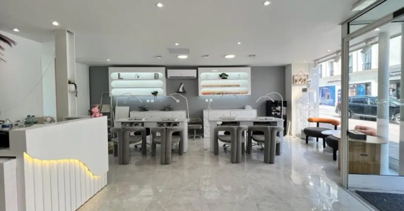 Jusquà 44% De Remise Sur Extensions Des Cils Chez La Belle Yvelines OohN.com Special Offers, Deals & Discounts in France 3