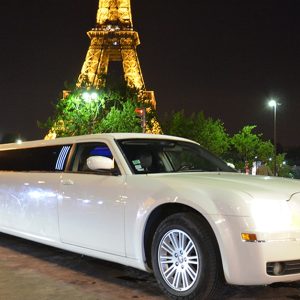 Jusquà 44% De Remise Sur Limousine / Chauffeur (Transport) Chez Limousine Events Paris OohN.com Special Offers, Deals & Discounts in France