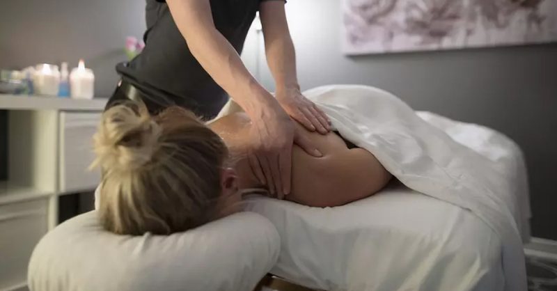 Jusquà 45% De Remise Sur Massage – Personnalisé Chez Santé Bio La Rochelle La Rochelle OohN.com Special Offers, Deals & Discounts in France