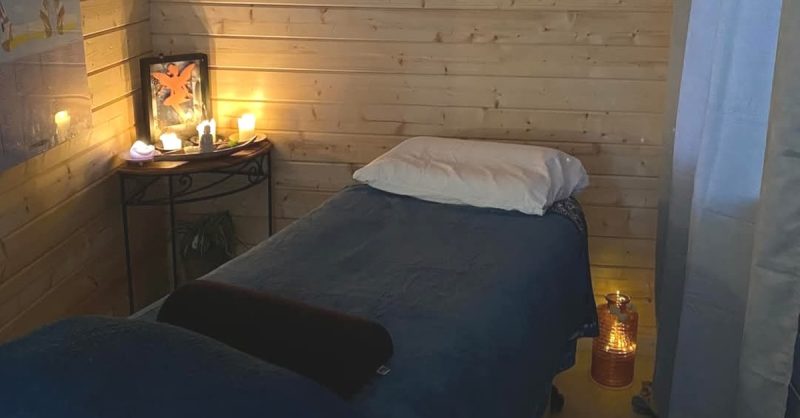 Jusquà 50% De Remise Sur Réflexologie Chez Stéphanie Ténart Marseille OohN.com Special Offers, Deals & Discounts in France 3
