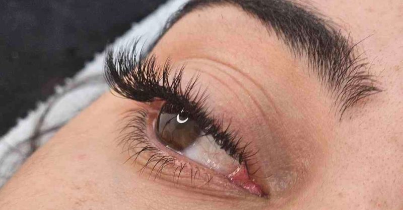 Jusquà 53% De Remise Sur Extensions Des Cils Chez Lia Beauty Bordeaux OohN.com Special Offers, Deals & Discounts in France