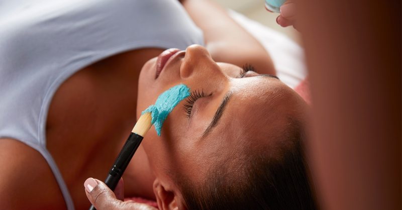 Jusquà 55% De Remise Sur Soin Du Visage Chez Emma’S Beauty Marseille OohN.com Special Offers, Deals & Discounts in France