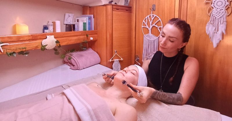 Jusquà 56% De Remise Sur Soin Du Visage Chez Styling By Dolly Antibes – Cannes OohN.com Special Offers, Deals & Discounts in France