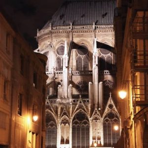 Le cœur de Paris : visite nocturne des fantômes et des mystères at Paris Bike Tour, Paris, France OohN.com Special Offers, Deals & Discounts in France