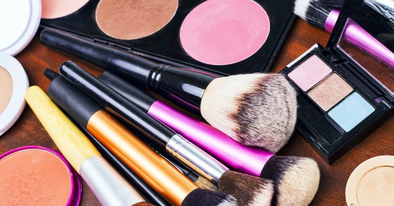 Maîtrisez Lart Du Maquillage : Un Cours D1h Pour Révéler Votre Éclat Seine et Marne OohN.com Special Offers, Deals & Discounts in France