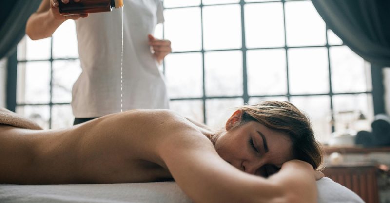 Massage Aux Huiles Chaudes Ou Jasmin Ou Thé Vert Avec La Belle Yvelines OohN.com Special Offers, Deals & Discounts in France