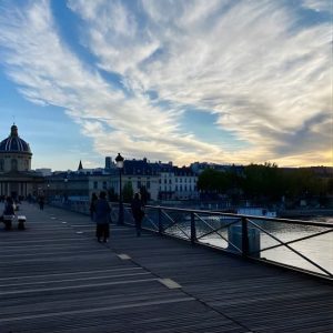 Mysteries & Legends, smartphone audioguided walking tour at 115 Pl. du Carrousel, Paris, France OohN.com Special Offers, Deals & Discounts in France