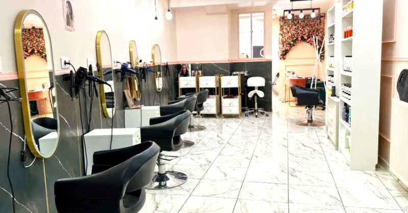 Offrez Un Coup D’Éclat À Vos Cheveux Dans Un Salon Moderne À Étampes Essonne OohN.com Special Offers, Deals & Discounts in France