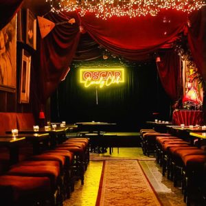 Oscar Comedy Club : le meilleur du stand up dans un cadre mythique at Café Oscar Comedy Club, Paris, France OohN.com Special Offers, Deals & Discounts in France