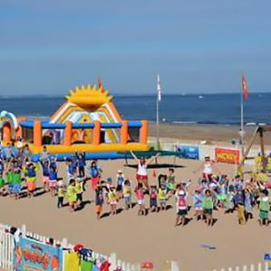 Parc Enfant Et Club Mickey À Carnon : Jeux Et Rires En Bord De Mer Montpellier OohN.com Special Offers, Deals & Discounts in France