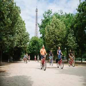 Paris Combo: Highlights Bike Tour & Seine Cruise Experience at Unlimited Biking Paris, Paris, France OohN.com Special Offers, Deals & Discounts in France