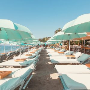 Plage Privée Ave Matelas Pour 2 Personnes Au Restaurant Plage Sobeach Nice OohN.com Special Offers, Deals & Discounts in France