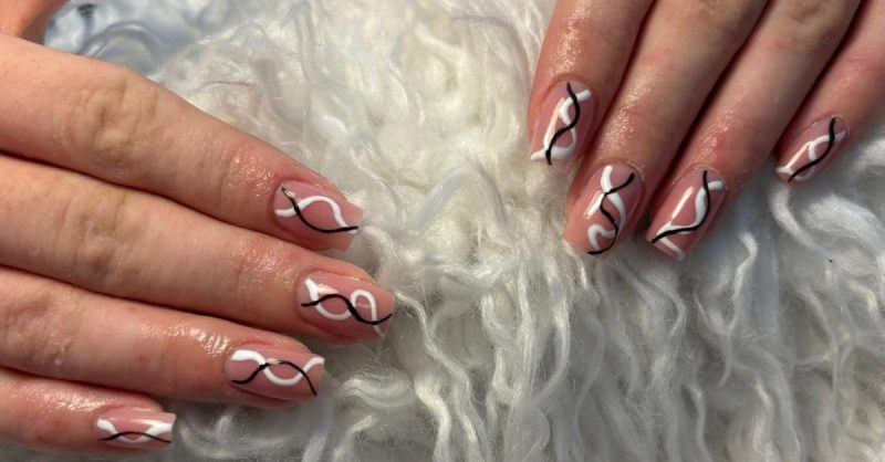 Pose De Vernis Semi-Permanent French Ou Couleur Ou Pose Complète Gel Nice OohN.com Special Offers, Deals & Discounts in France