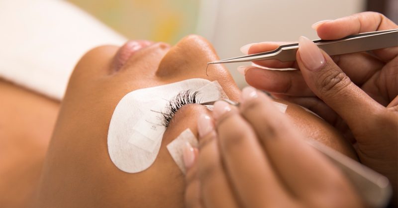 Pour Un Regard Sublimé : Extensions De Cils, Pose Au Choix Paris OohN.com Special Offers, Deals & Discounts in France
