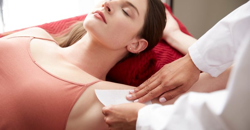 Pour Une Peau Douce Et Soyeuse : Épilation À La Cire, Zone Au Choix Paris OohN.com Special Offers, Deals & Discounts in France