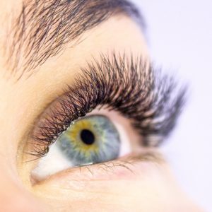Rehaussement Des Cils Avec Teinture En Option Avec Emma’S Beauty Marseille OohN.com Special Offers, Deals & Discounts in France