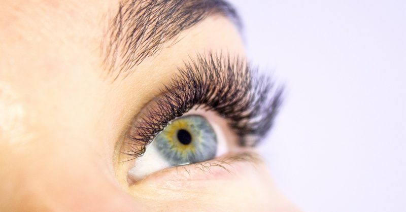 Rehaussement Des Cils Avec Teinture En Option Avec Emma’S Beauty Marseille OohN.com Special Offers, Deals & Discounts in France