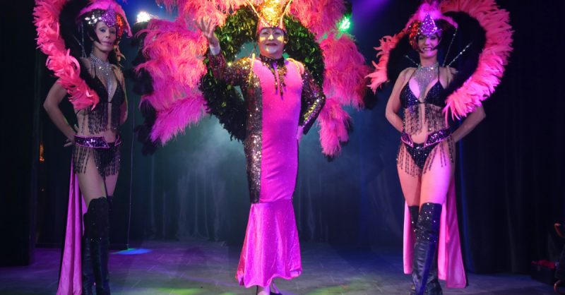 Repas Complet Et Spectacle Au Cabaret Chez Bibiche Toulouse OohN.com Special Offers, Deals & Discounts in France 3